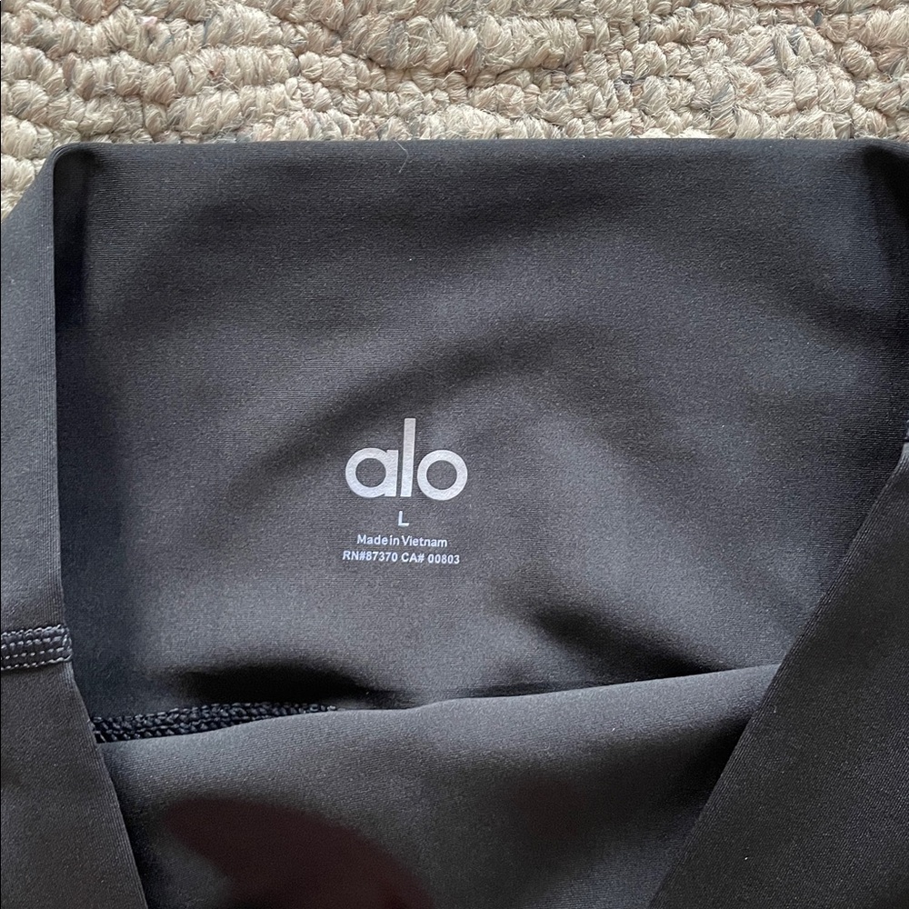 Alo High-Waist Airlift Leggings - Picture 7 of 9